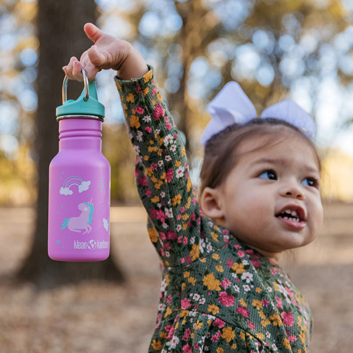 classic-kid-sippy-cap-g3 K12CNSIPPY-UN-kids_bottle_unicorn_lifestyle.jpg
