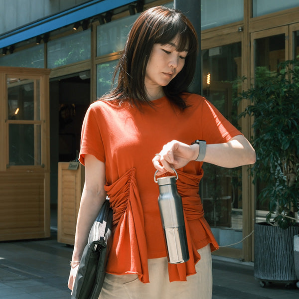 12oz-rise-reflect-with-bamboo-cap-o4 12oz_rise_reflect_business_woman_asia_square.jpg