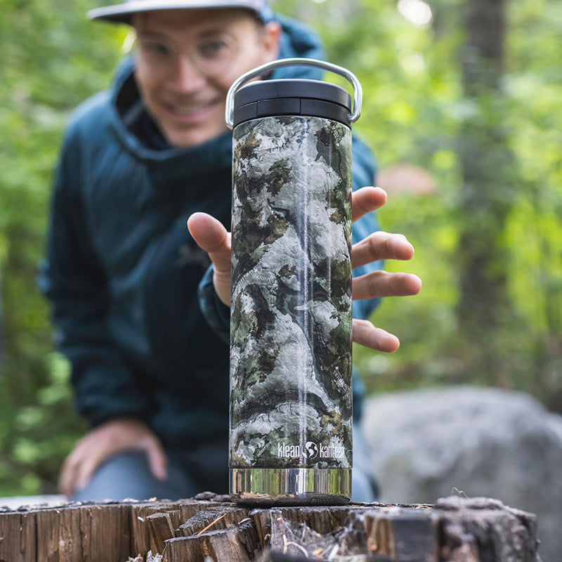20oz-tkwide-with-cafe-cap-mossy-oak-y7 20oz_bottle_twist_mossyoak_terragila_closeup_square.jpg