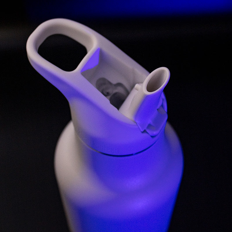 20oz-rise-classic-may-the-4th-j8 20oz_rise_classic_may_the_fourth_starwars_white_bottle_flipseal_square.jpg