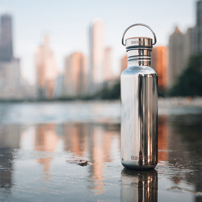 27oz-reflect-with-bamboo-cap-t0 K27SSLRF-MS-BAMBOO_reflecttion_bottle_lifestyle.jpg