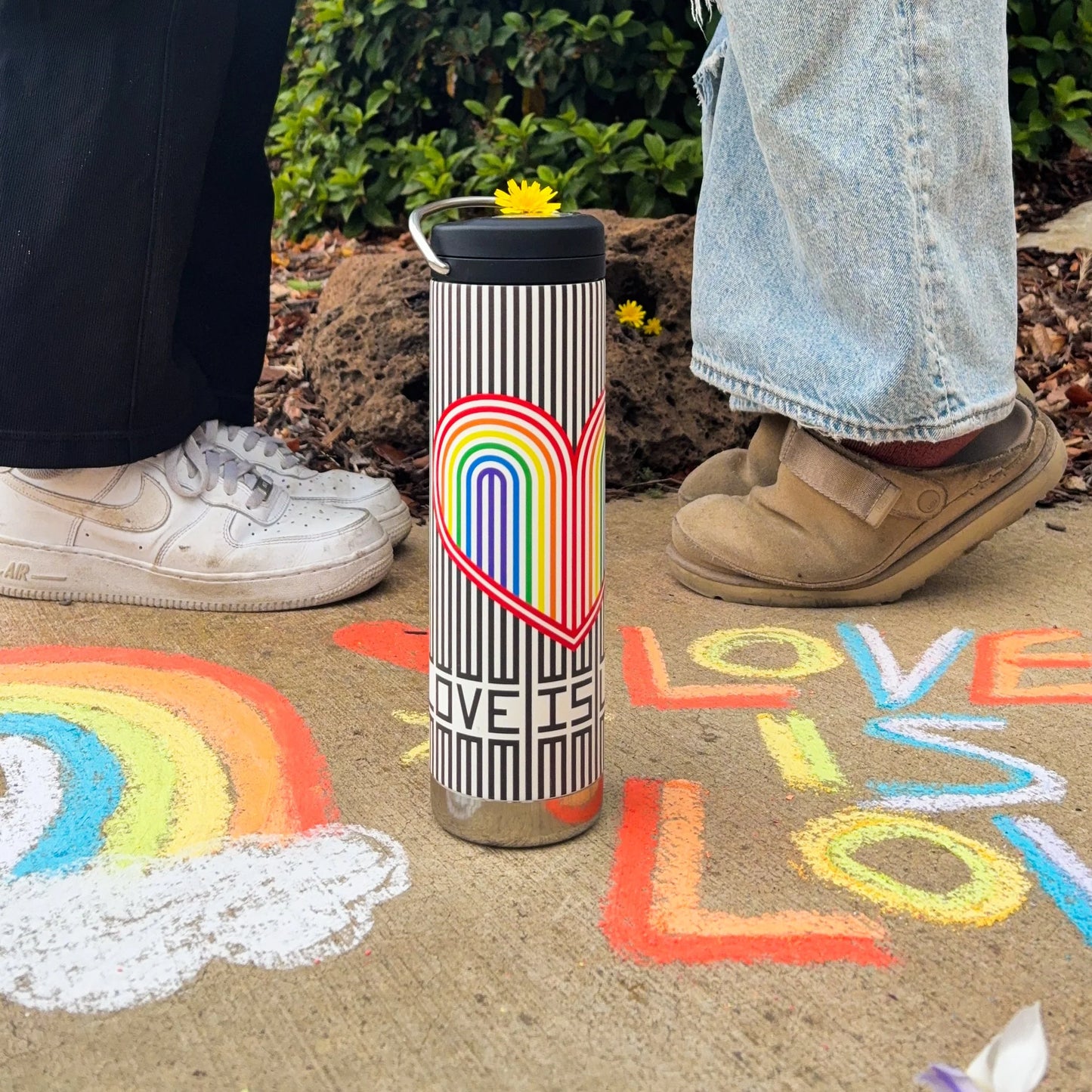 20oz-tkwide-with-twist-cap-pride-stripes-s7 Pride-2.webp