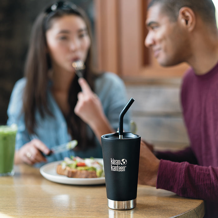 straw-2-pack-with-brush-black-j7 coffee-tumbler-metal_straw_lifestyle.jpg