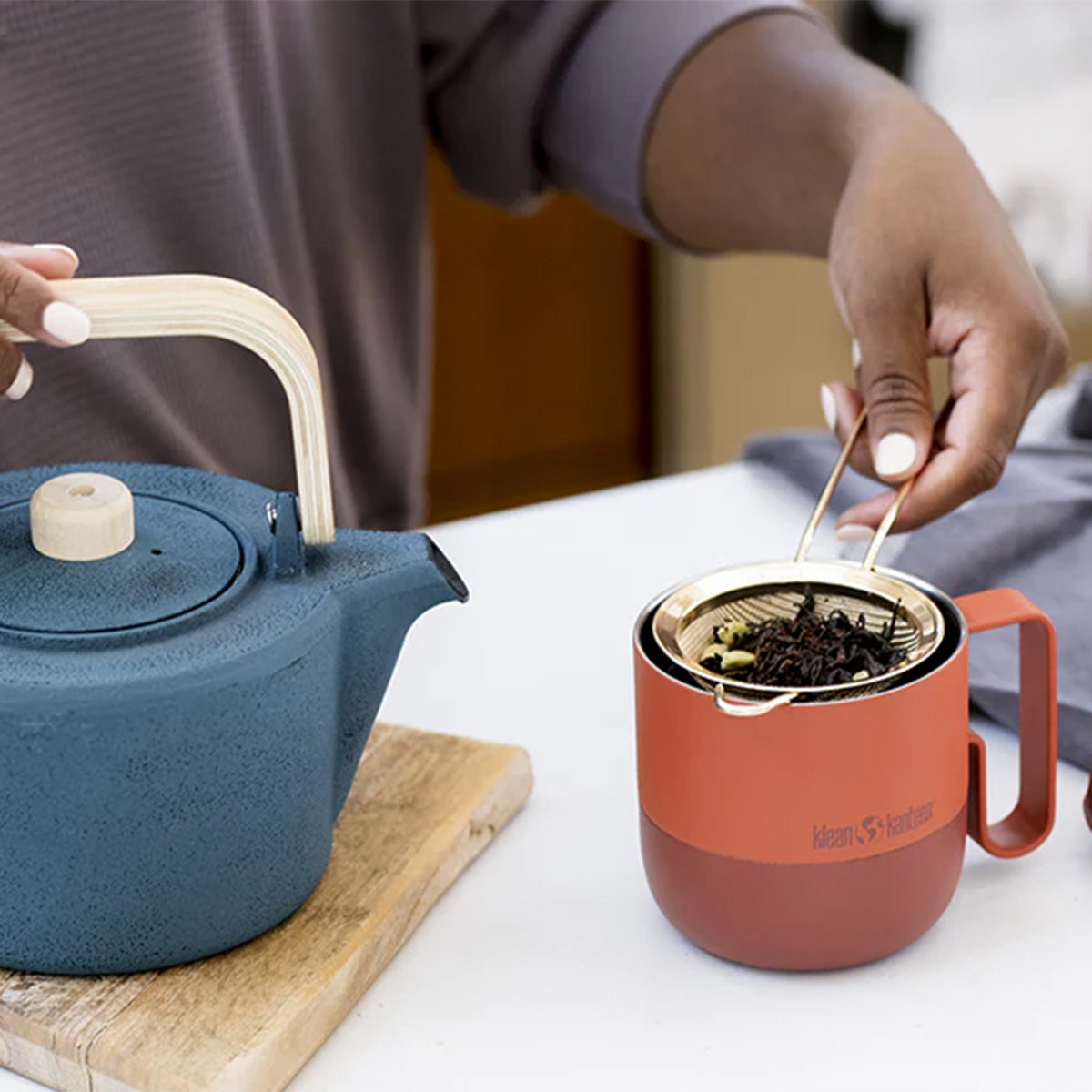 14oz-rise-mug-sale-r2 coffee_tea_seep_rise_mug_square.jpg