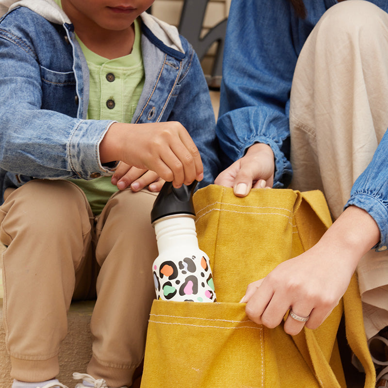 12oz-kid-s-classic-with-flip-seal-sport-cap-d1 kid_sport_flip_seal_12oz_bag_pull_square.jpg