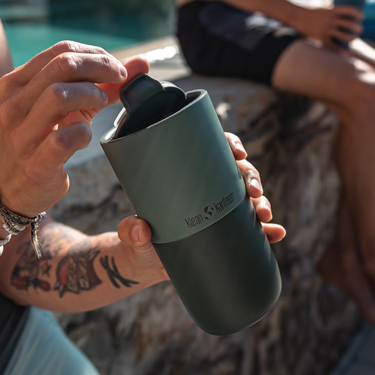 flip-lid-x9 rise_flip_lid_small_tumbler_open.jpg