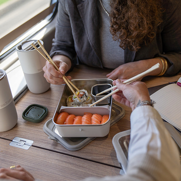55oz-rise-food-box-big-meal-y5 rise_food_lunch_box_big_meal_tofu_sushi_share_square.jpg