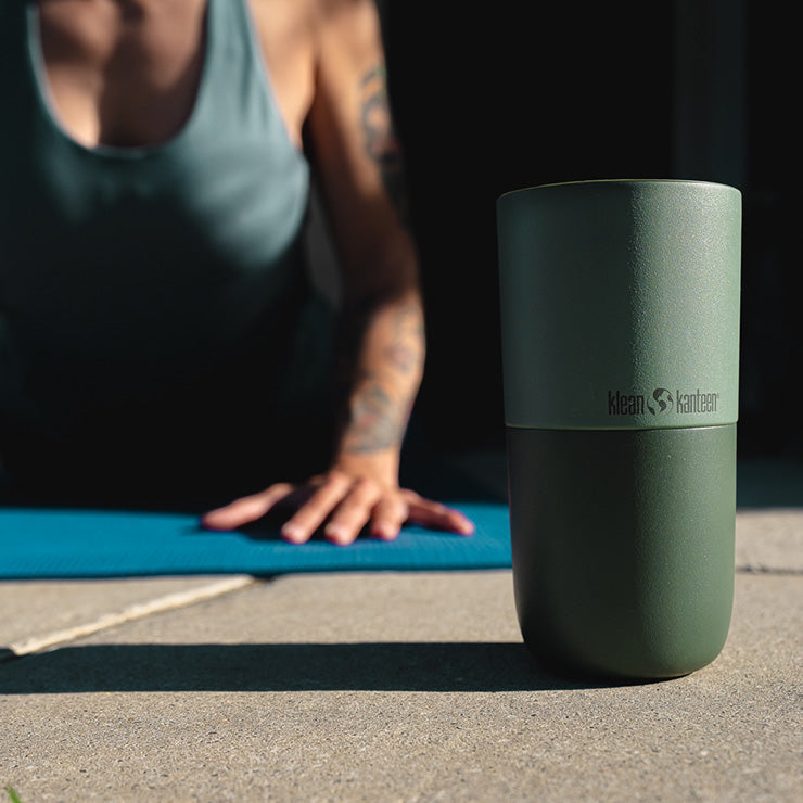 smoothie-set-h8 smoothie_kit_rise_tumbler_seaspray_closeup.jpg